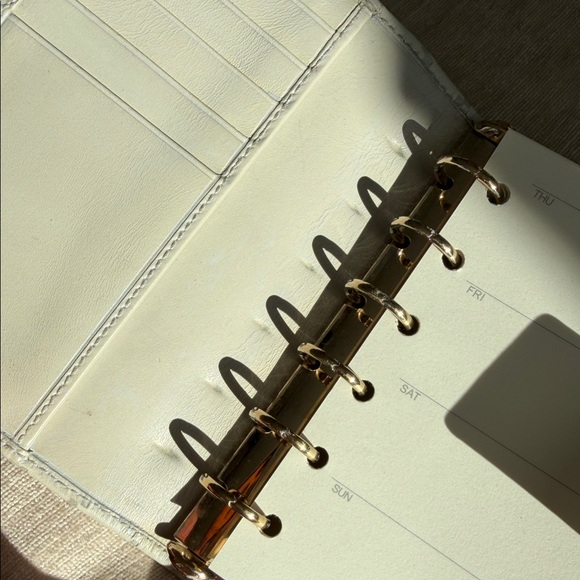 Gucci Beige Wallet with GG Pattern - Picture 8 of 9